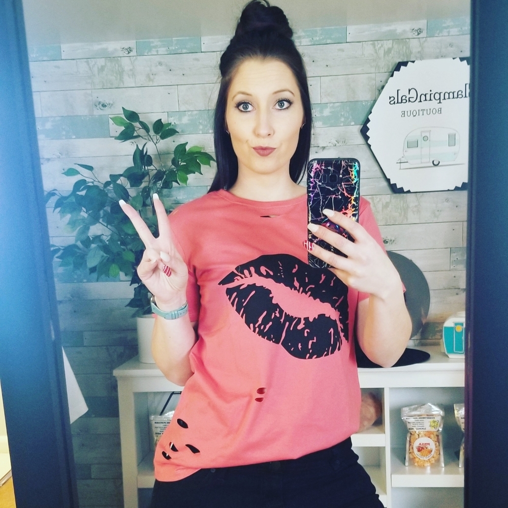 Kiss Me Burn out Tee